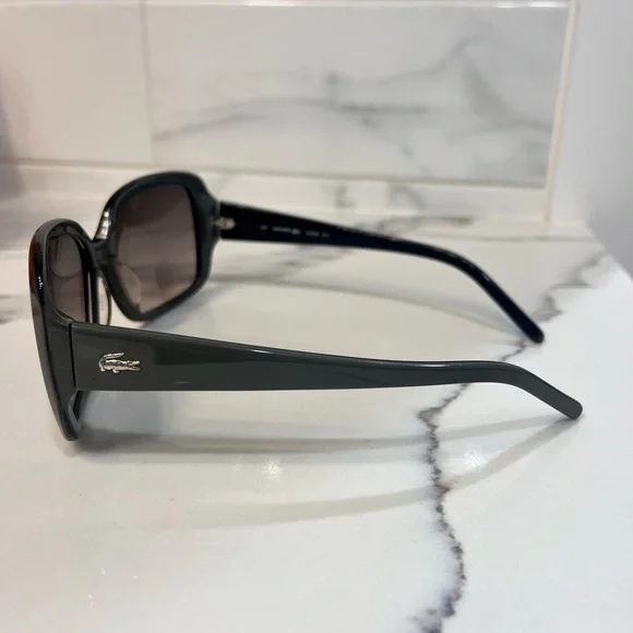 Lacoste L623S 001 Black Grey Sunglasses 56 16 135. Lenses Have‎ minor scratches - Picture 2 of 7